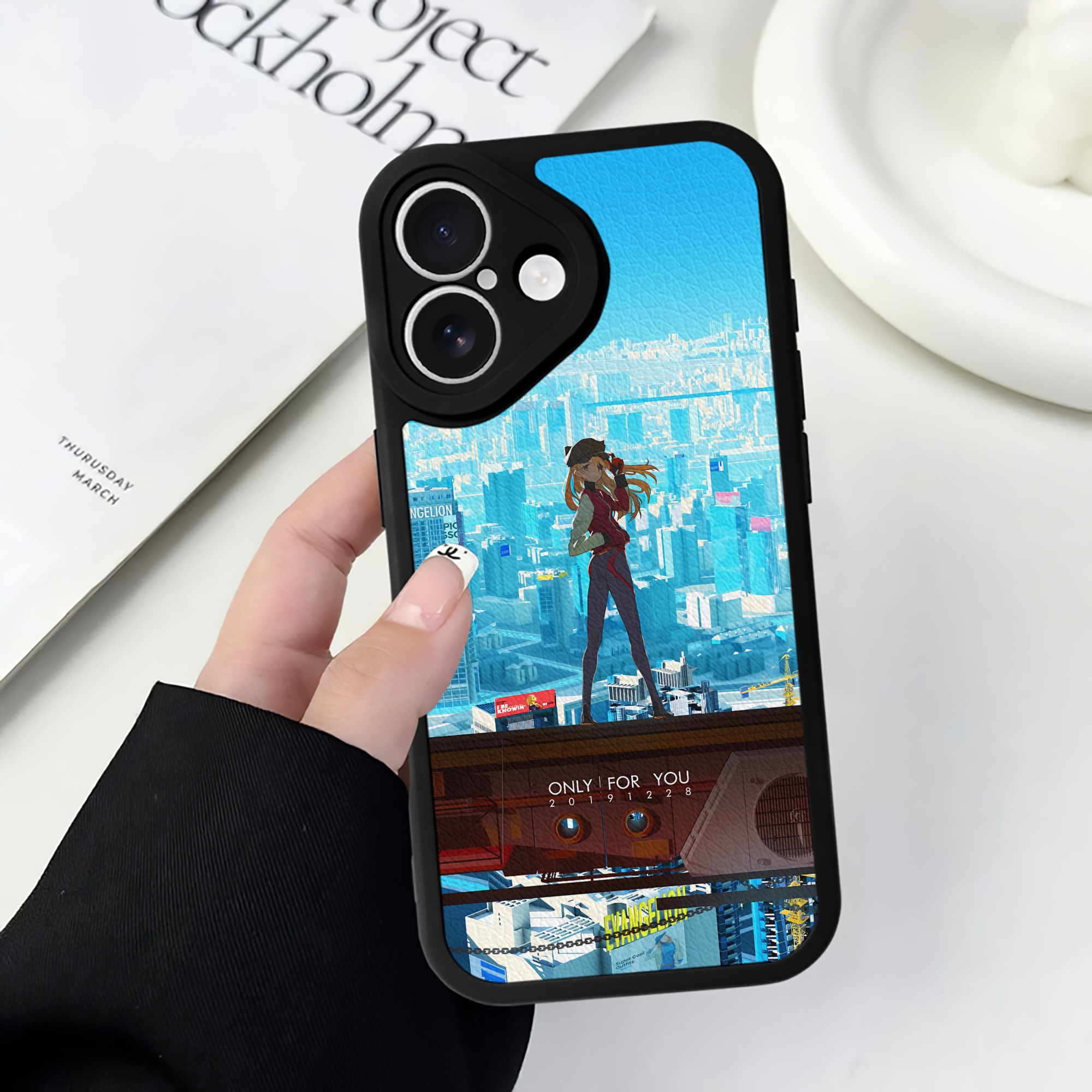 （画像用） EVA 新世紀エヴァンゲリオン 【iPhone 16シリーズ対応】シリコンスマホケース（レザー調） 材質：シリコン